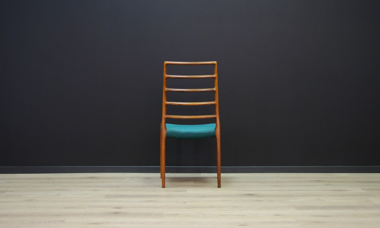 Rosewood_chair_Danish_design_1970s_designer_N.O._M_ller_manufacturer_J.L._M_llers_model_82