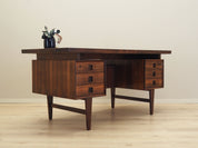 Rosewood_desk_Danish_design_1960s_production_Denmark