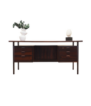 Rosewood_desk_Danish_design_1970s_designer_Kai_Kristiansen