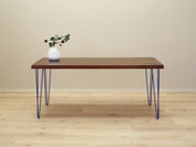 Rosewood_desk_in_Danish_design_1970s_production_Denmark