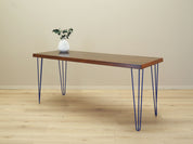 Rosewood_desk_in_Danish_design_1970s_production_Denmark