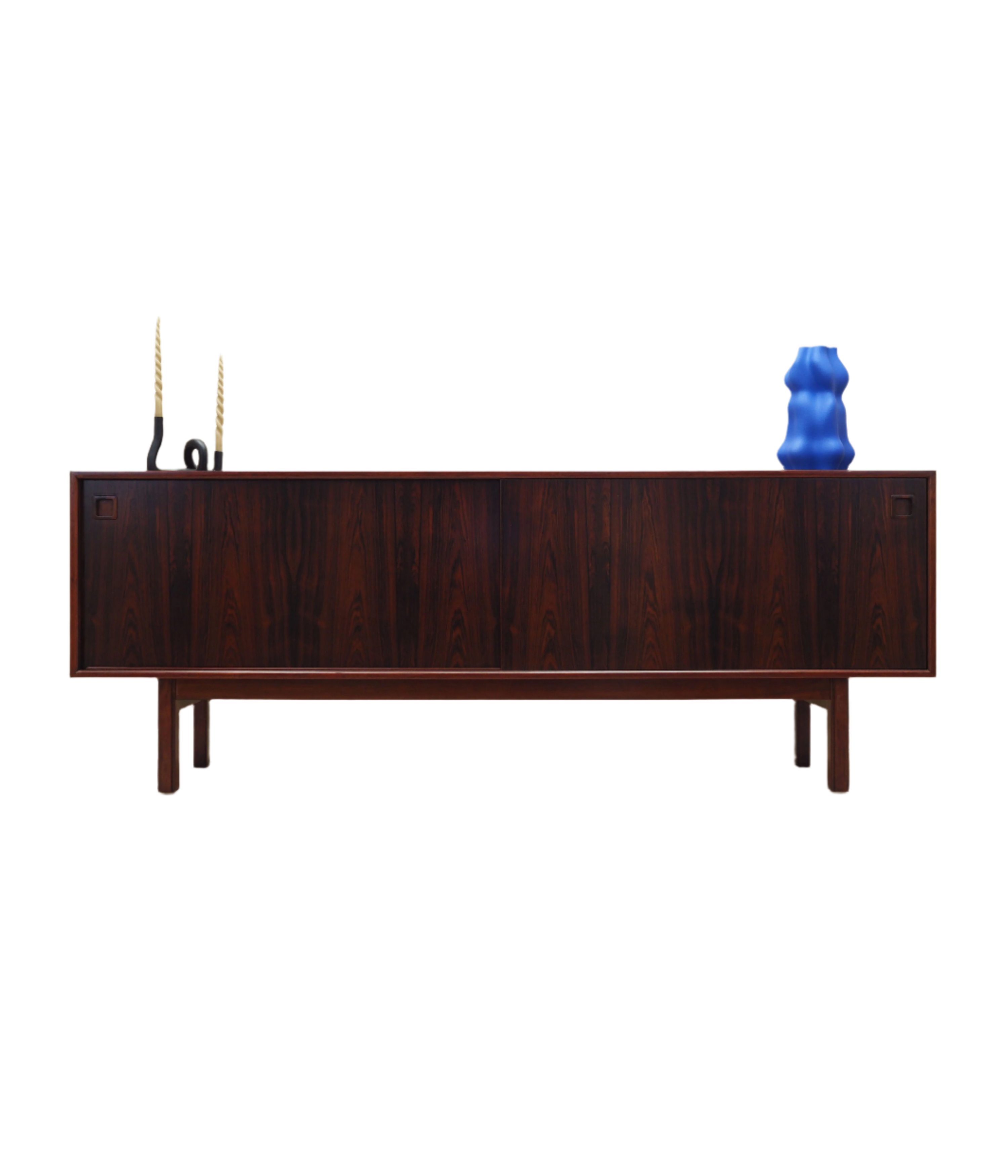 Rosewood_sideboard_Danish_design_1970s_manufacturer_Omann_Jun