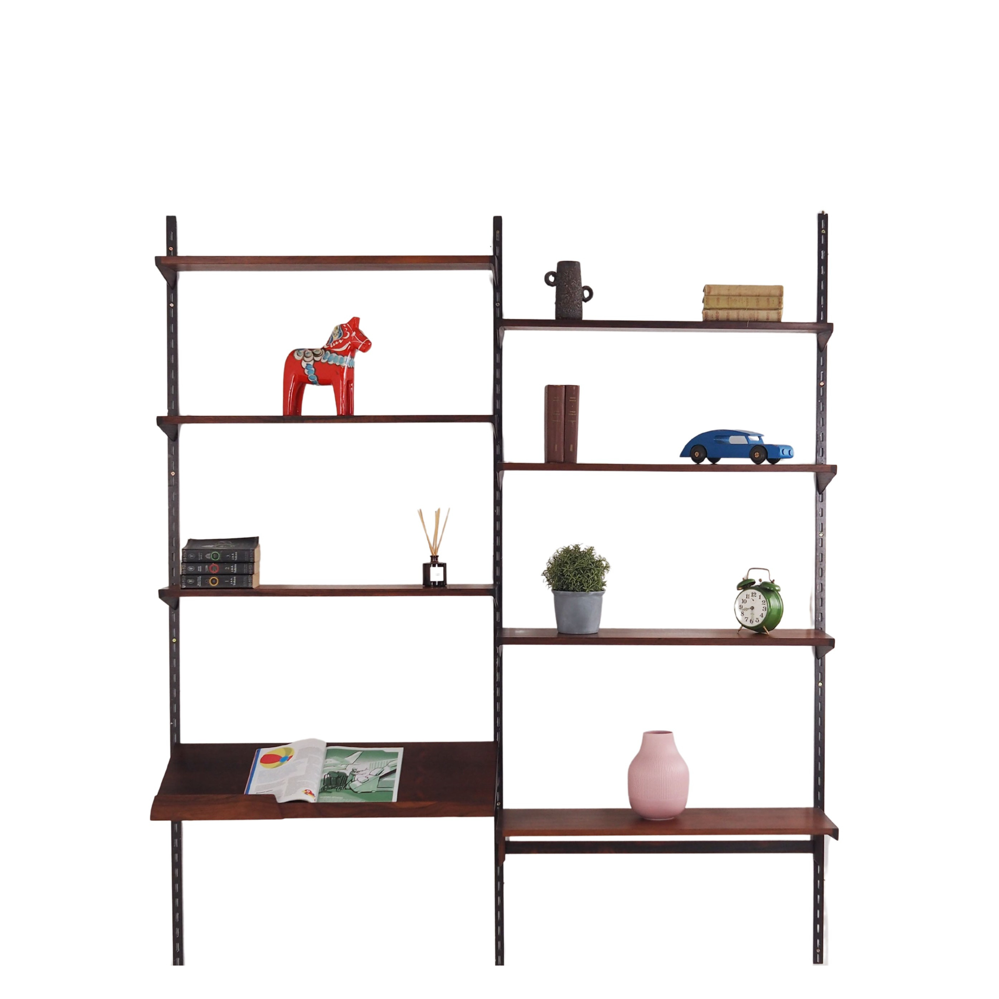 Rosewood_system_bookcase_Danish_design_1960s_designer_Kai_Kristiansen