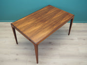 Rosewood_table_Danish_design_1960s_designer_Poul_Hundevad_Kai_Winding_manufacturer_Hundevad_Co