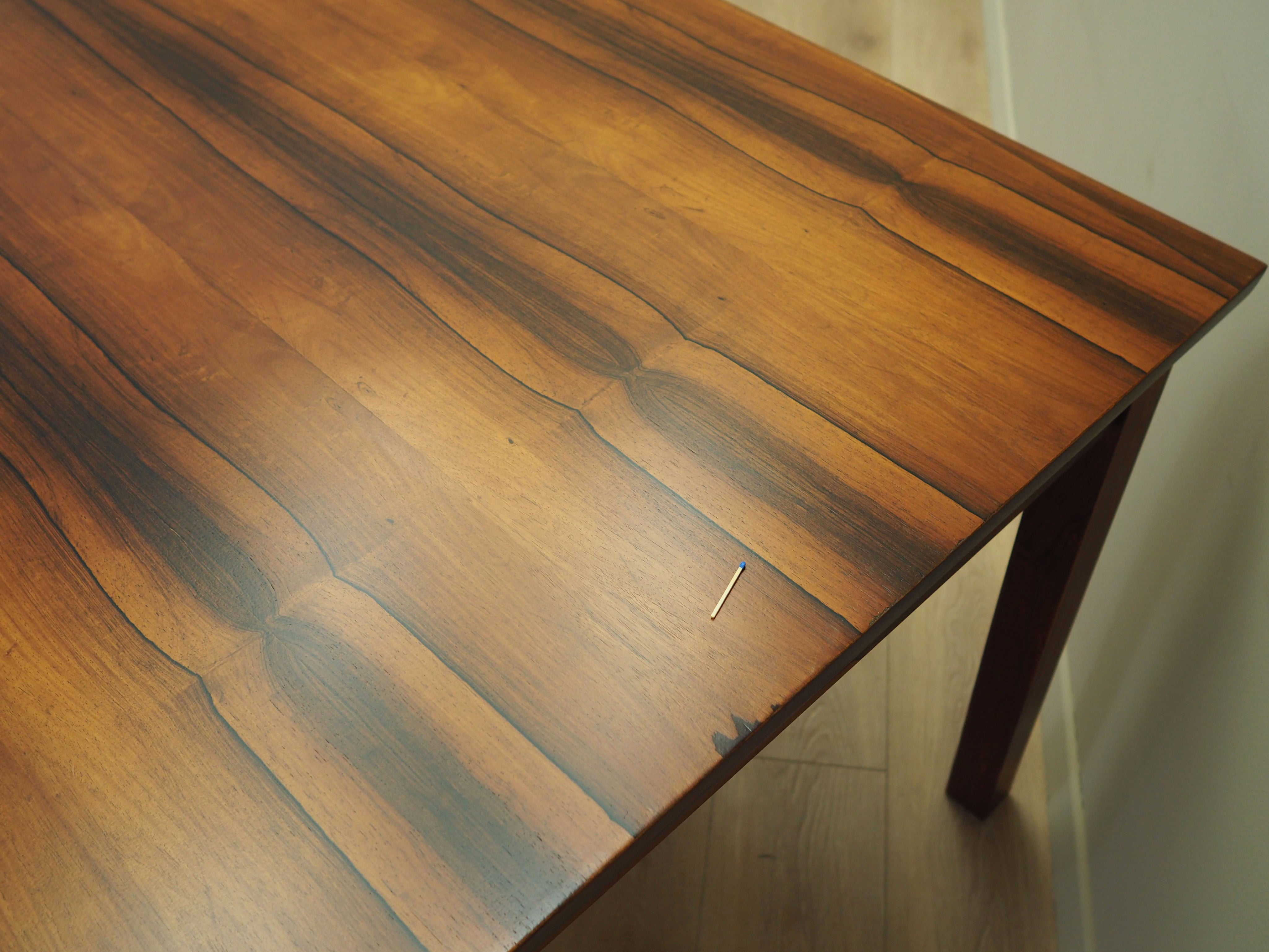 Rosewood_table_Danish_design_from_1970s