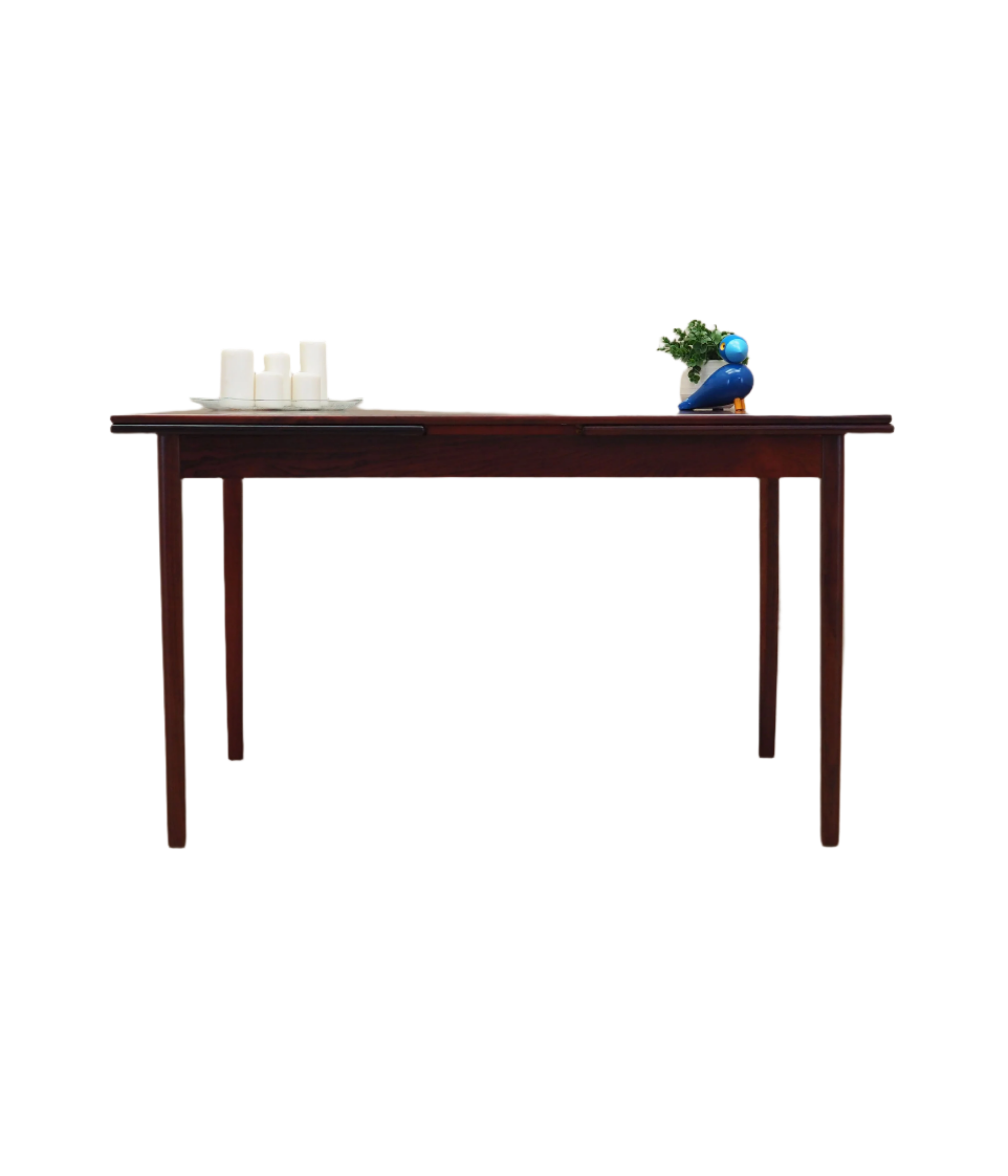 Rosewood_table_in_Danish_design_from_1970s