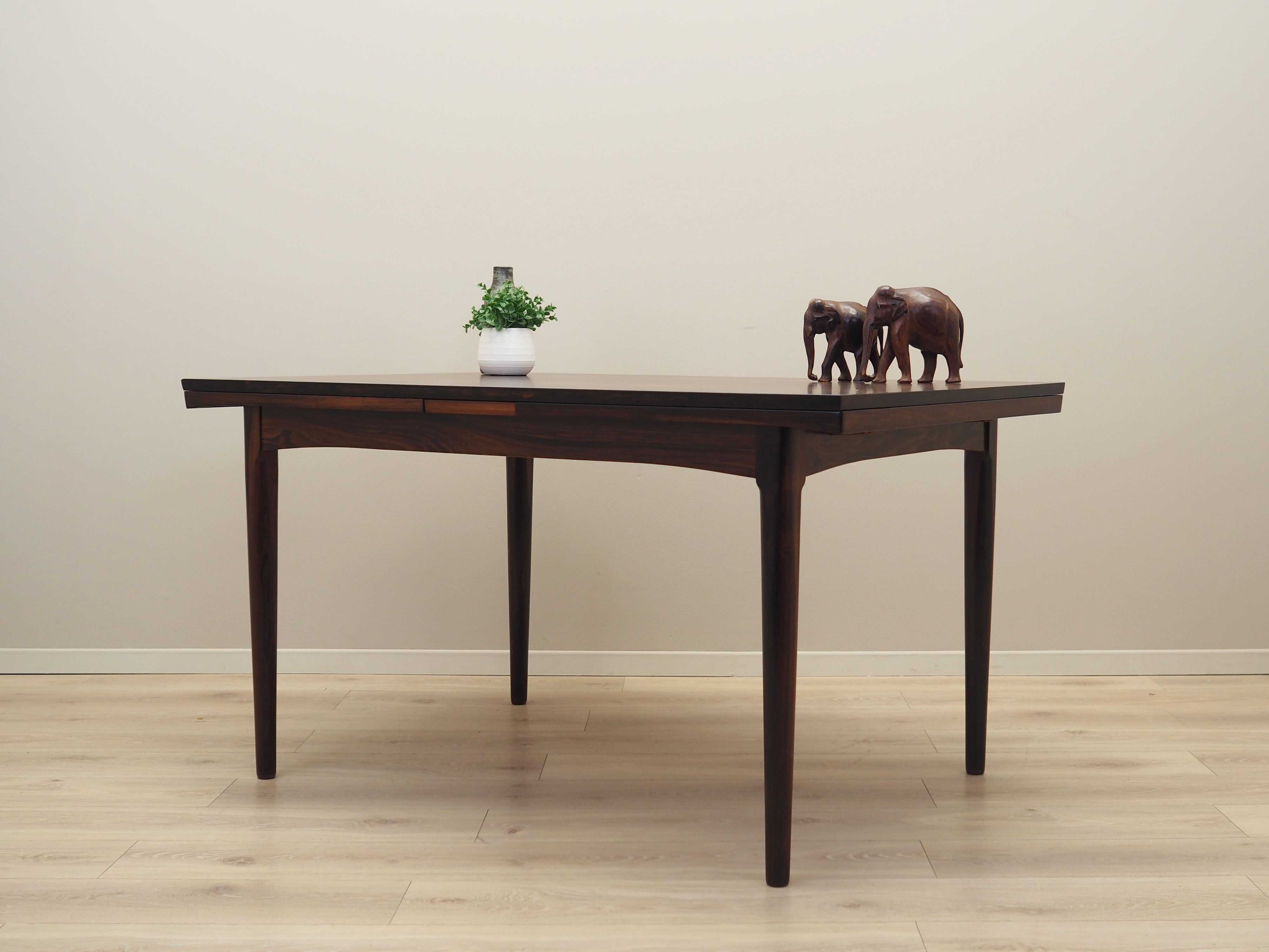 Rosewood_table_in_Danish_design_from_1970s_production_Denmark