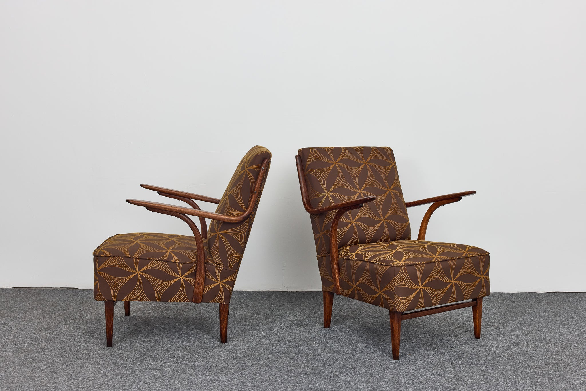 Set_of_2_Mid-Century_Armchairs_by_J_zsef_Peresztegi_Hungary_1957