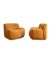 Set_of_2_Wavy_armchairs_Italian_1970s