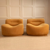 Set_of_2_Wavy_armchairs,_Italian_1970s