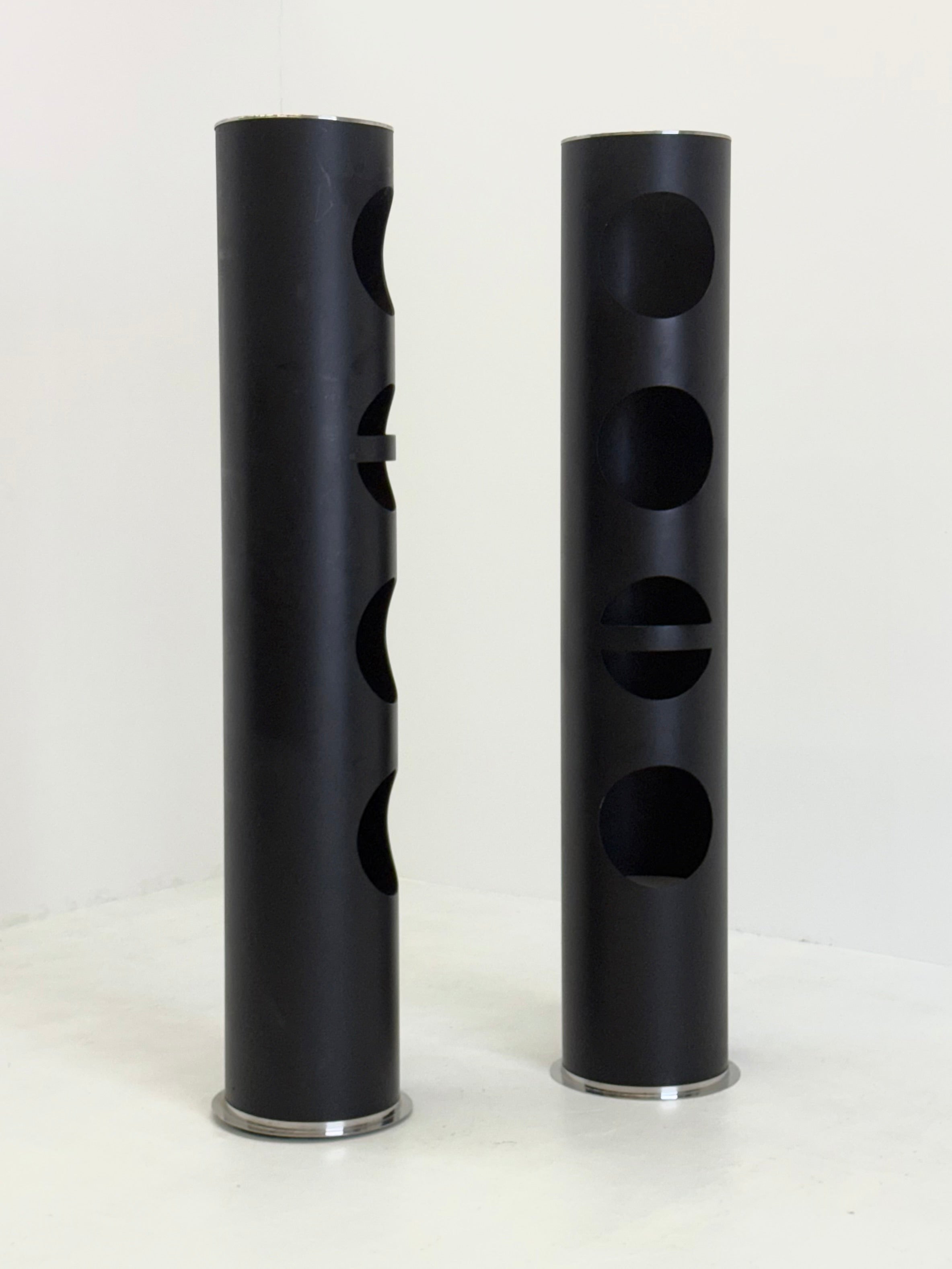 Set_of_2_XL_Space_Age_bookcases_by_Arch_Saccardo_in_black