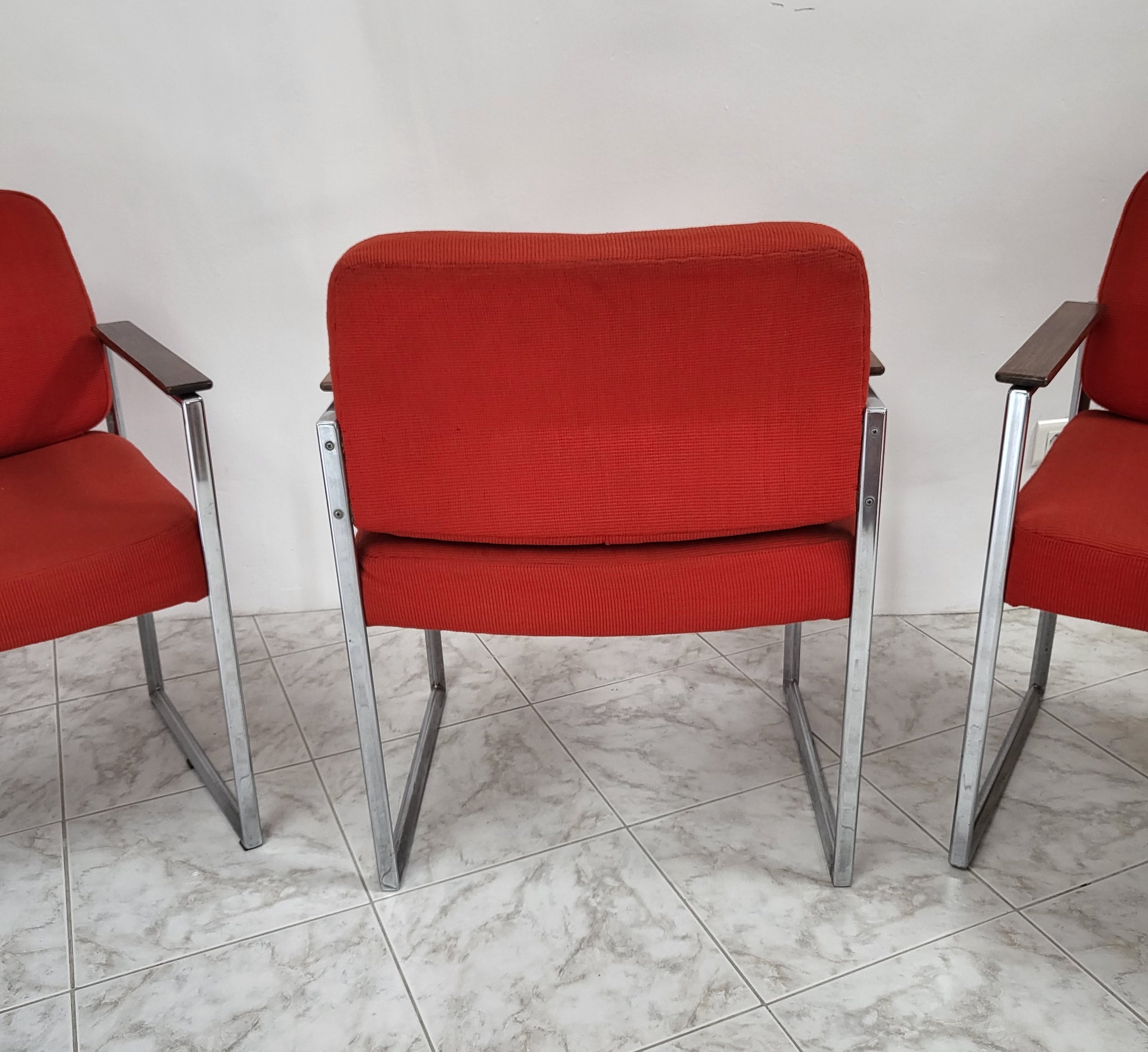 Set_of_3_Drabert_armchairs