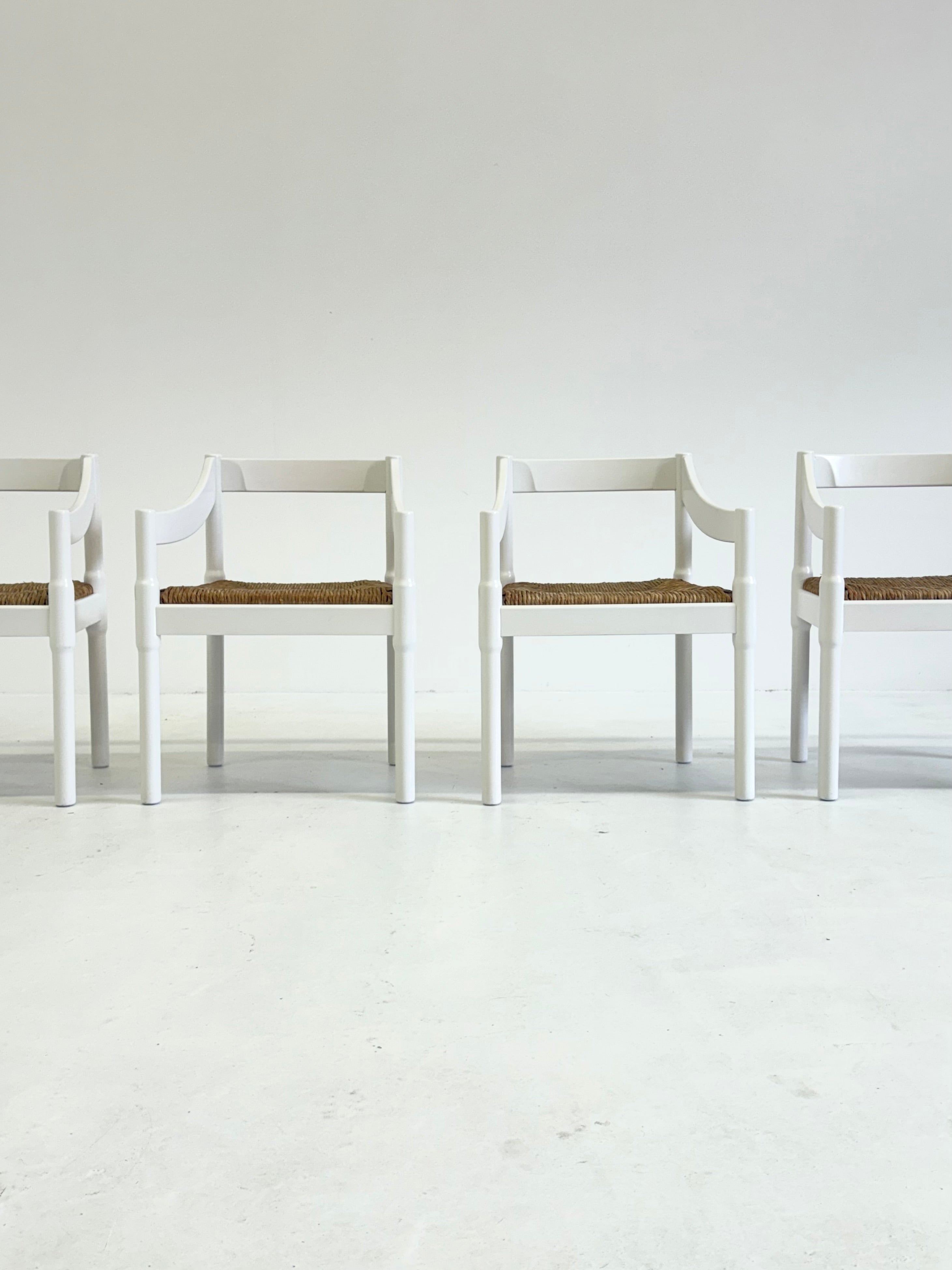 Set_of_4_Carimate_stones_by_Vico_Magistretti