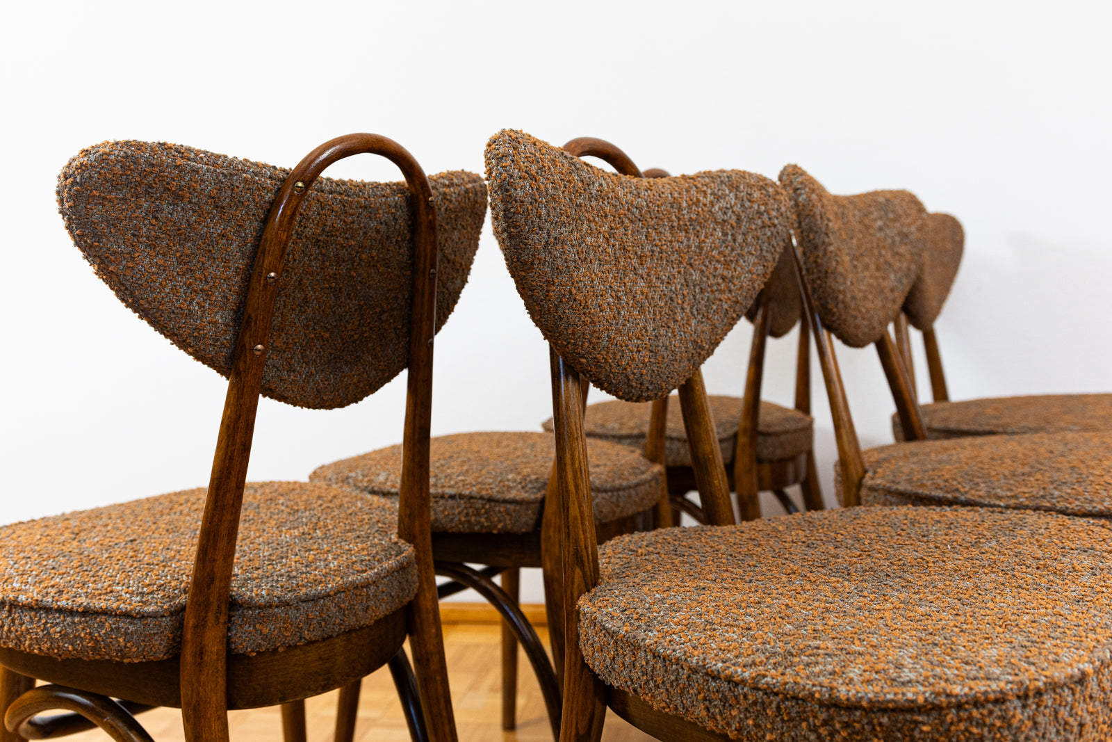 Chairs_No_124_by_H_J_Kurmanowicz_Poland_1950_s