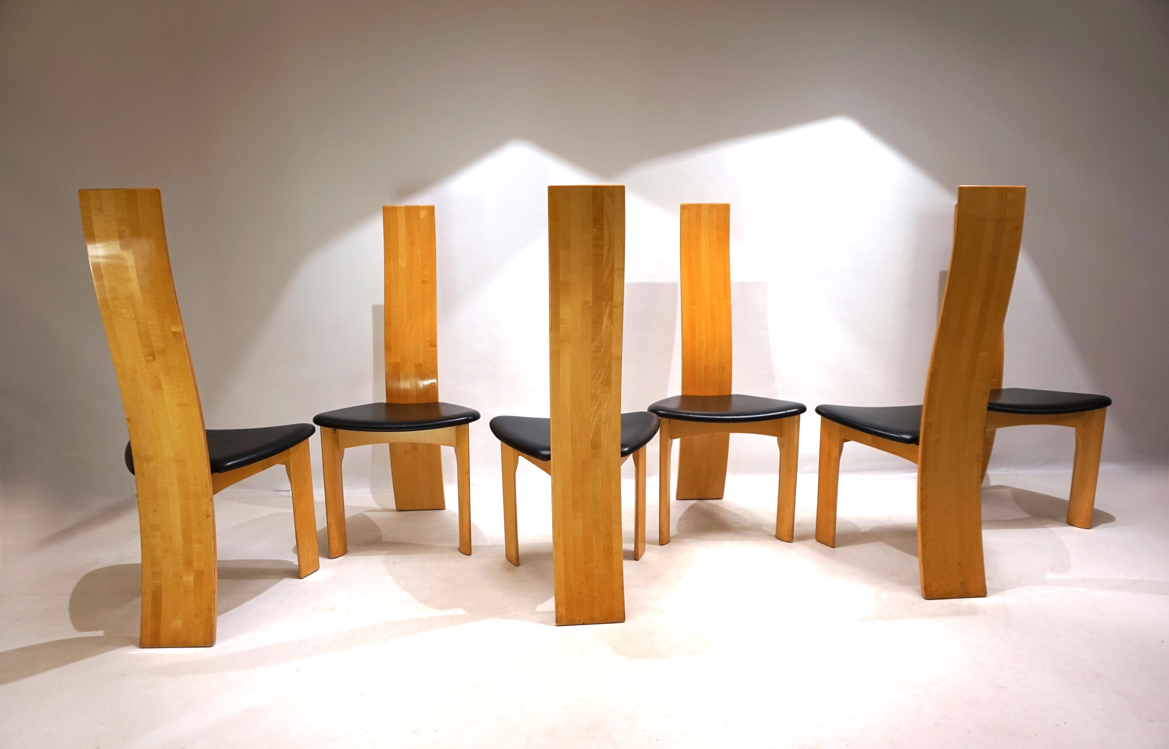 Set_of_6_Tranekaer_Iris_dining_chairs_by_Bob_van_der_Berghe_1980