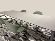 Set_of_Maki_table_and_4_Elephantino_chairs_by_Kristalia