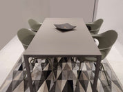 Set_of_Maki_table_and_4_Elephantino_chairs_by_Kristalia