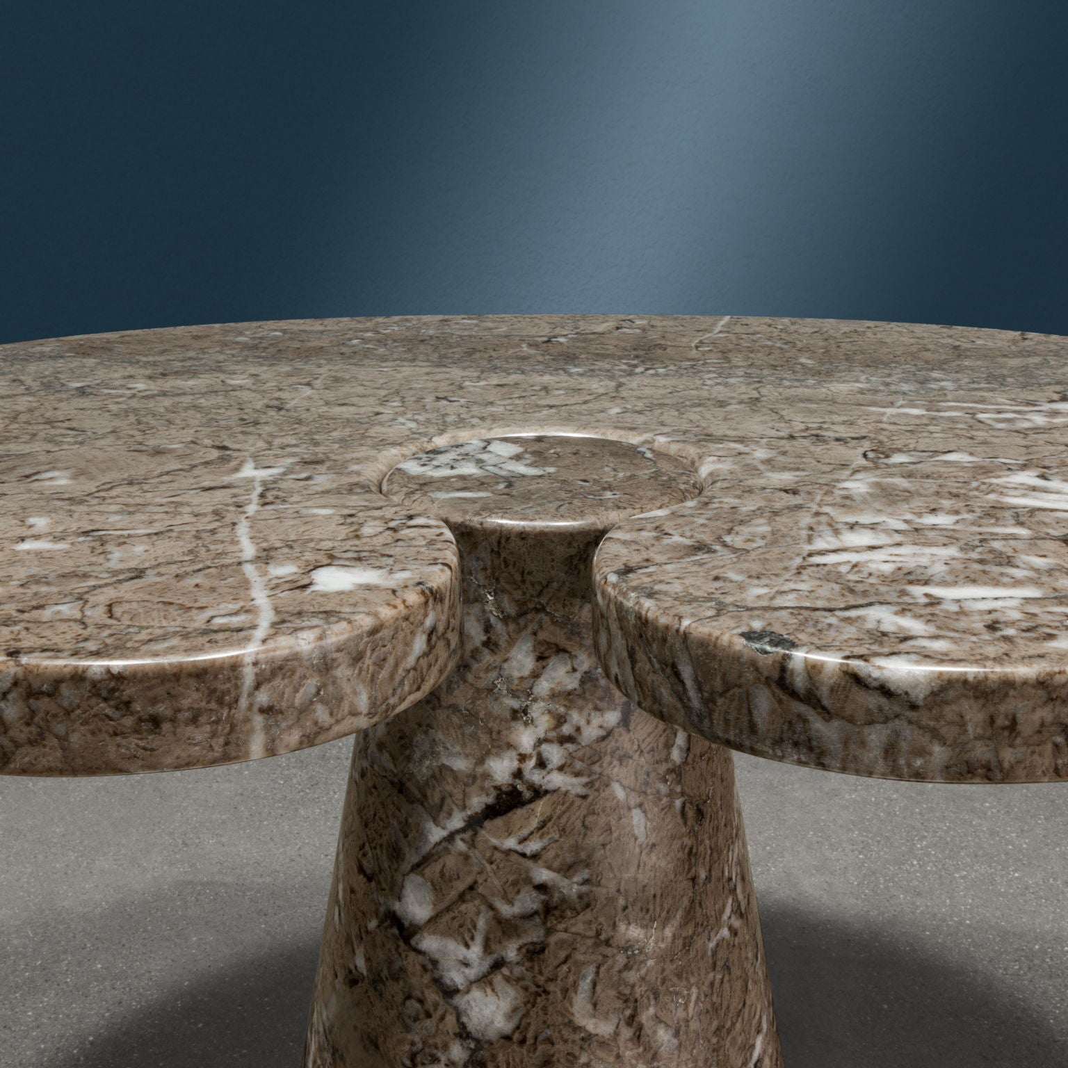 Skipper_Coffee_Table_Eros_Series_by_A._Mangiarotti_from_the_1970s