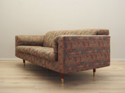 Sofa_Italian_design_1960s_manufacturer_B_B_Italia