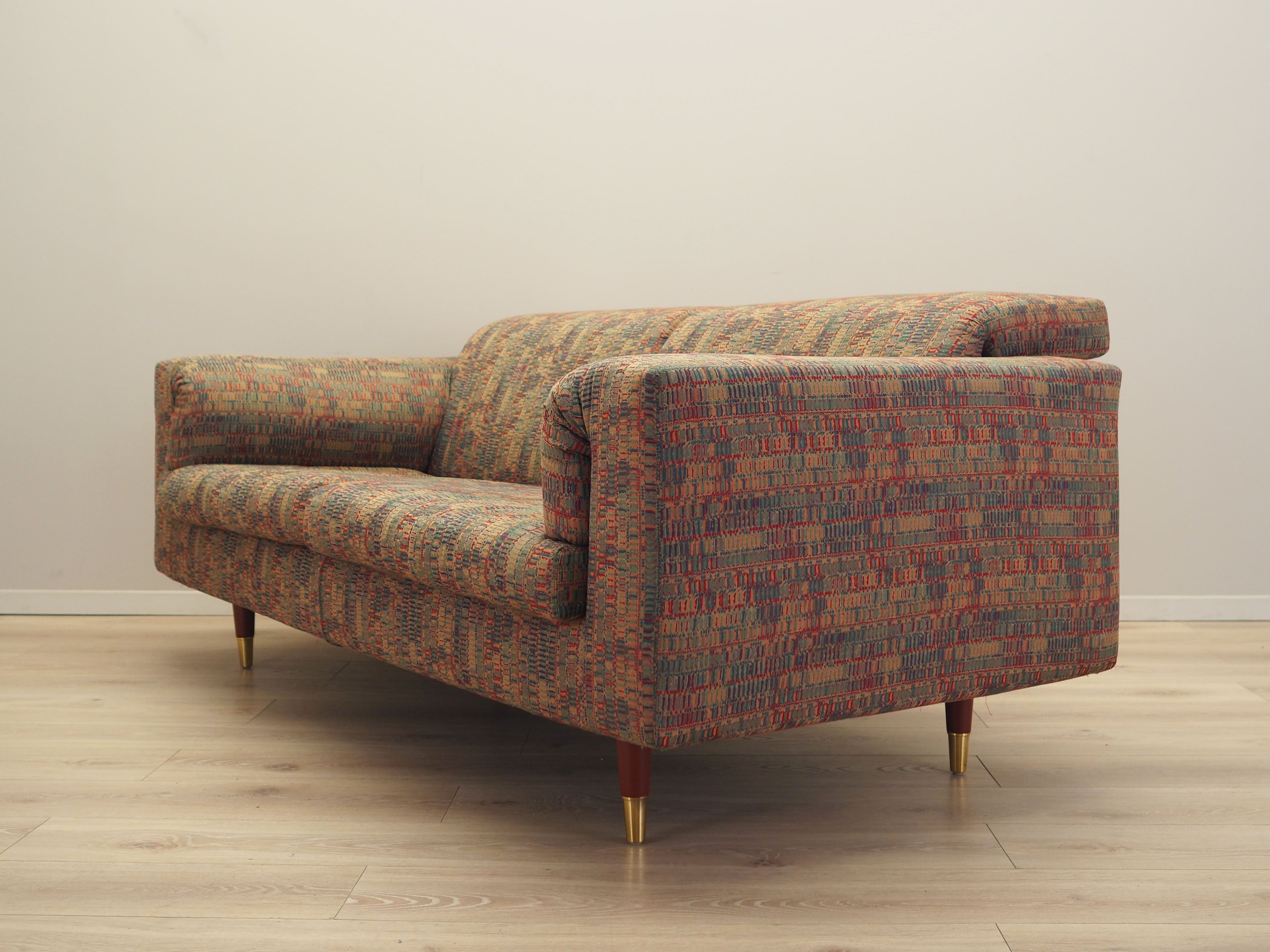 Sofa_Italian_design_1960s_manufacturer_B_B_Italia