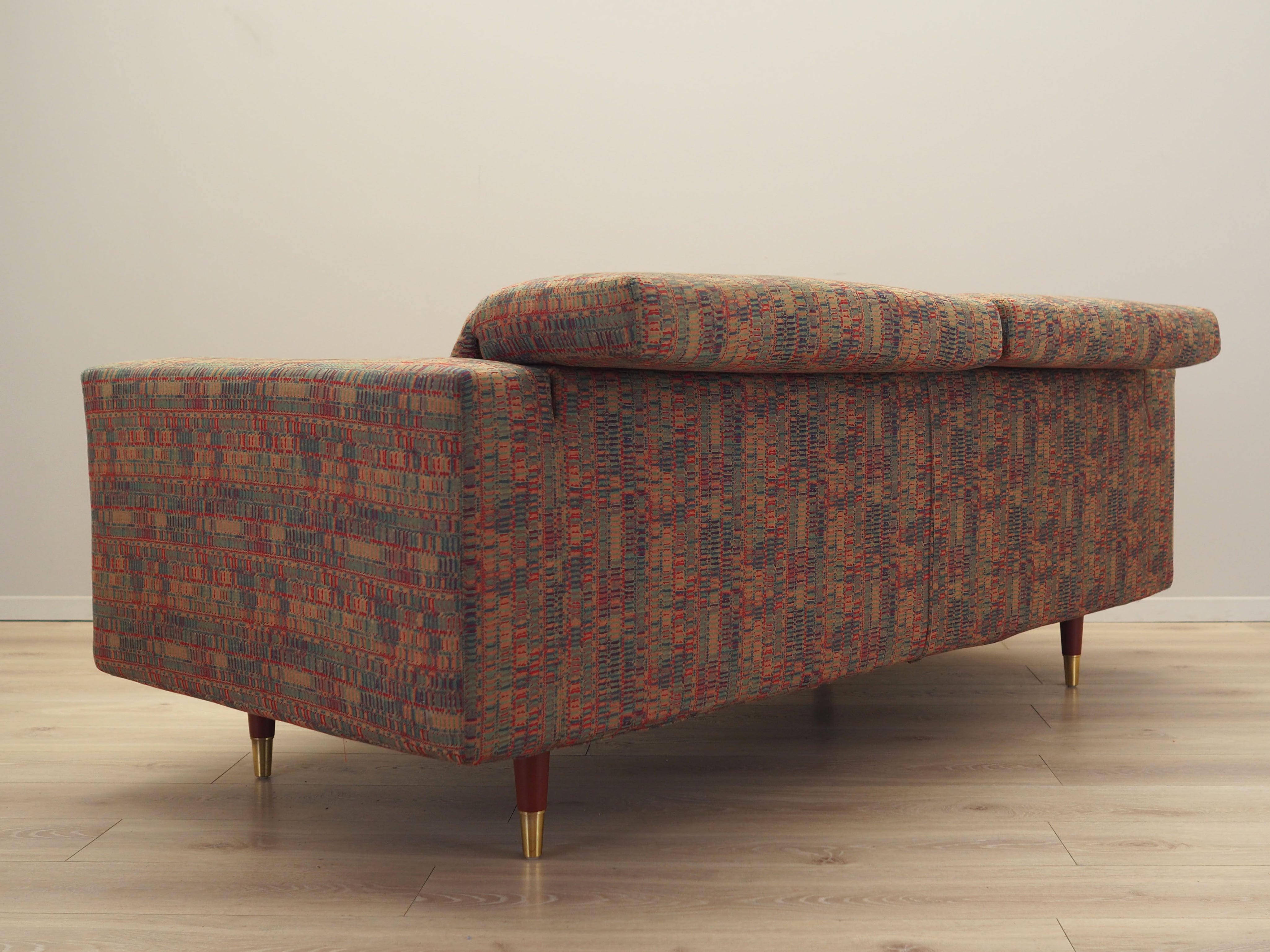 Sofa_Italian_design_1960s_manufacturer_B_B_Italia