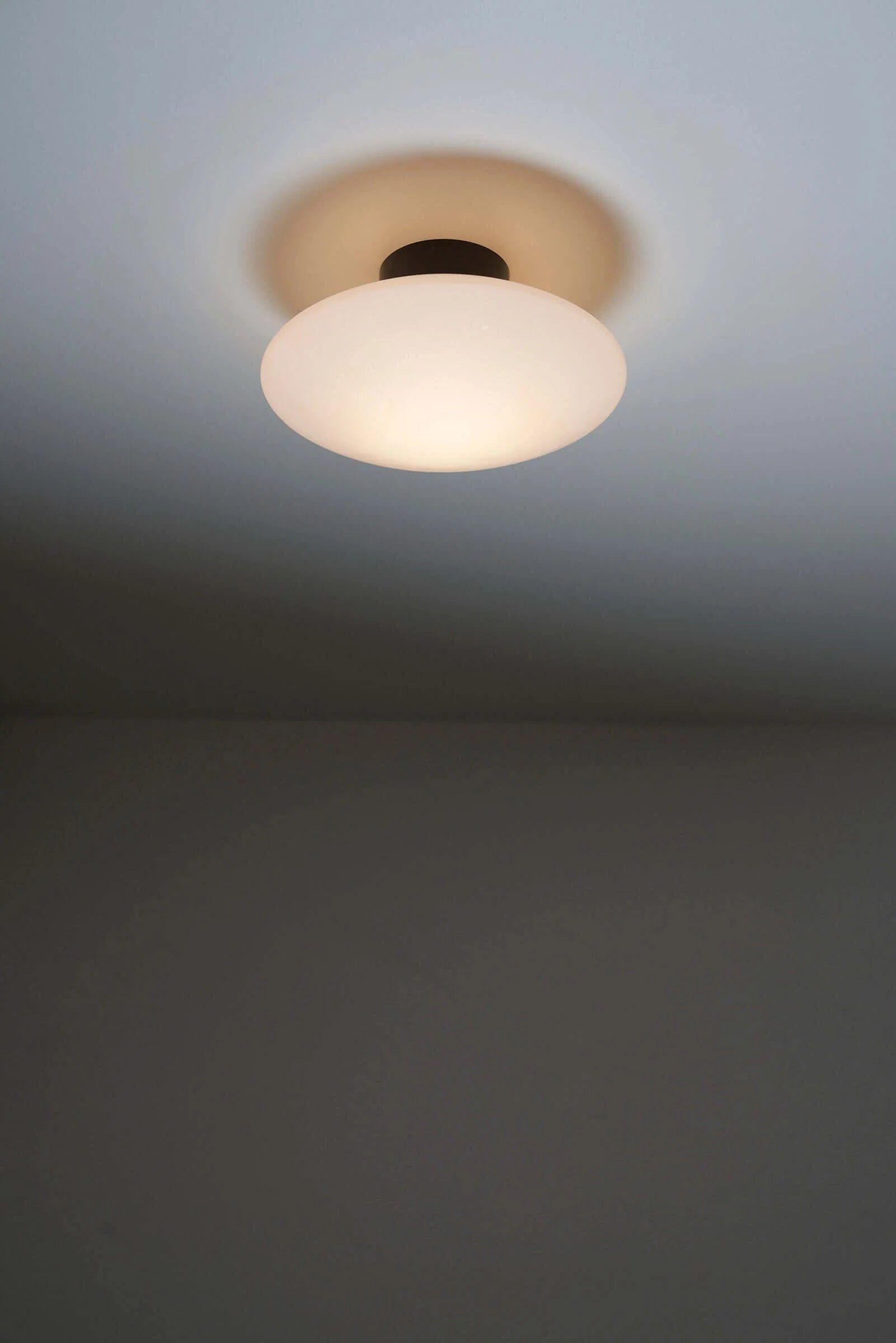 Space_Age_Glass_UFO_Wall_Lamp_HoSo_Hoffmeister