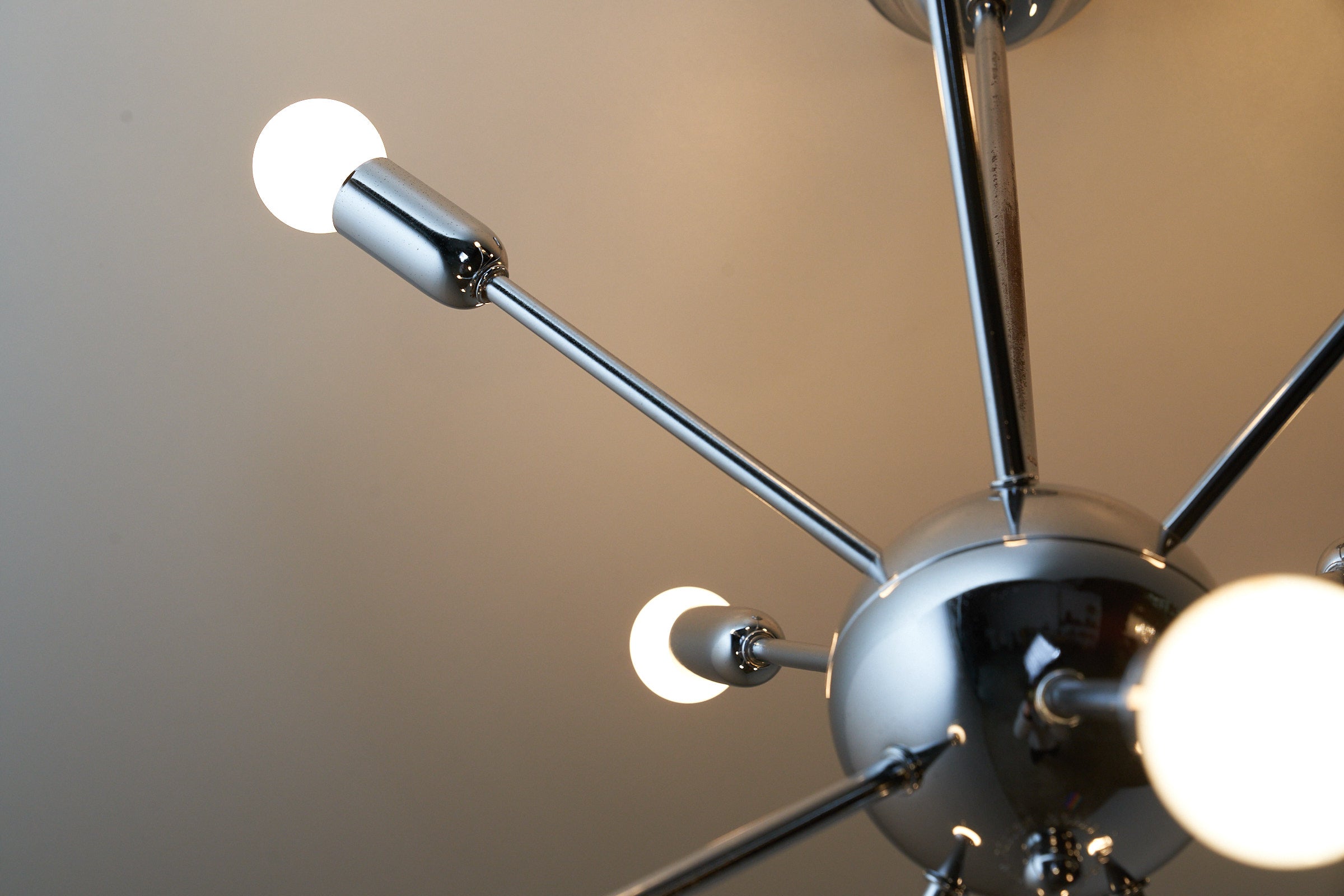 Sputnik_Chandelier_Yasu_Sasamoto