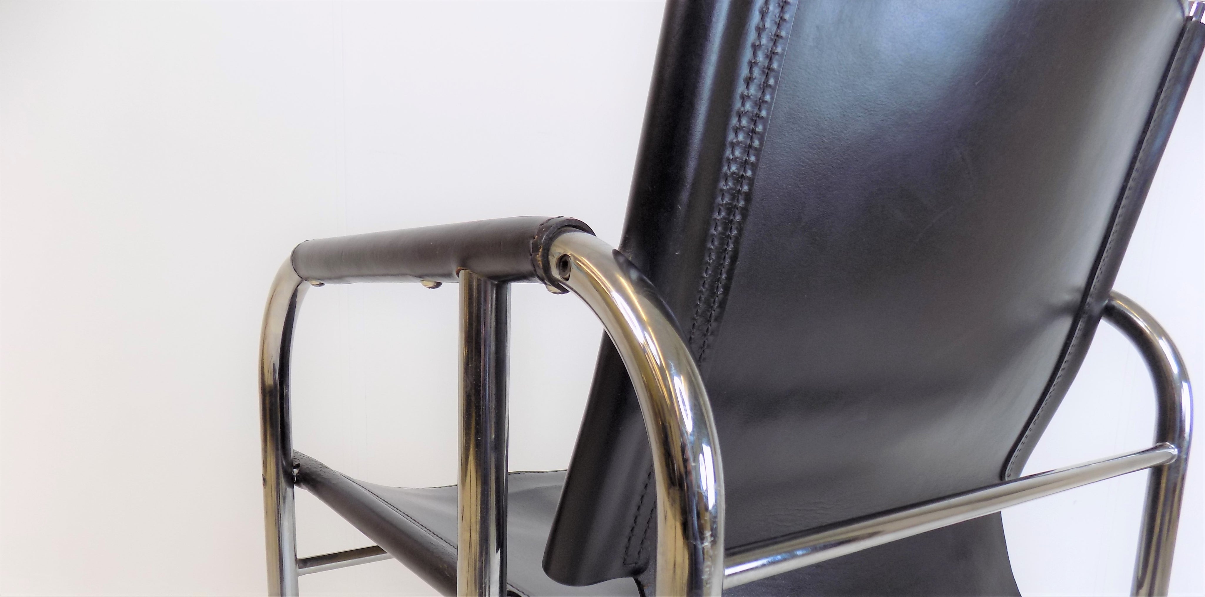 Strassle_leather_lounge_chair_by_Hans_Eichenberger