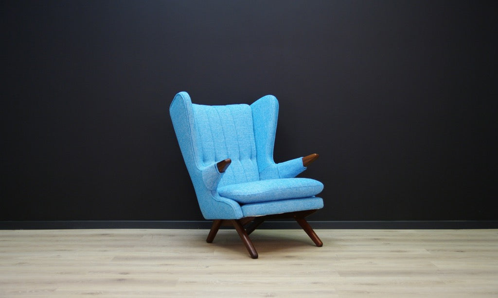 Teak_armchair_Danish_design_1960s_designer_Svend_Skipper