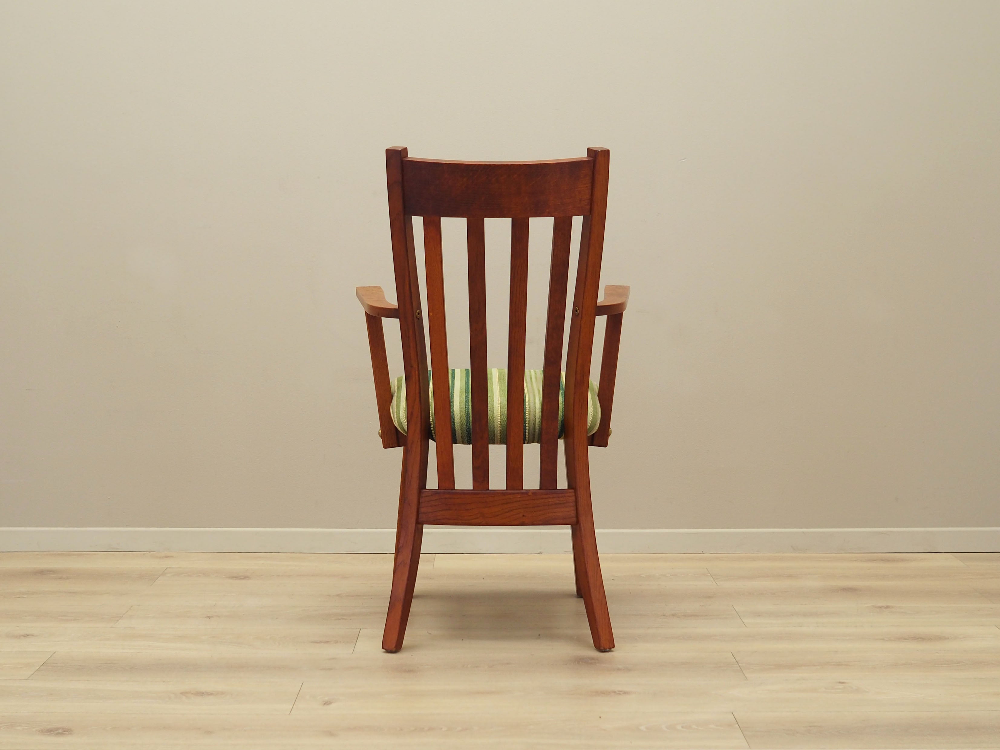 Teak_armchair_Danish_design_1970s_production_Denmark