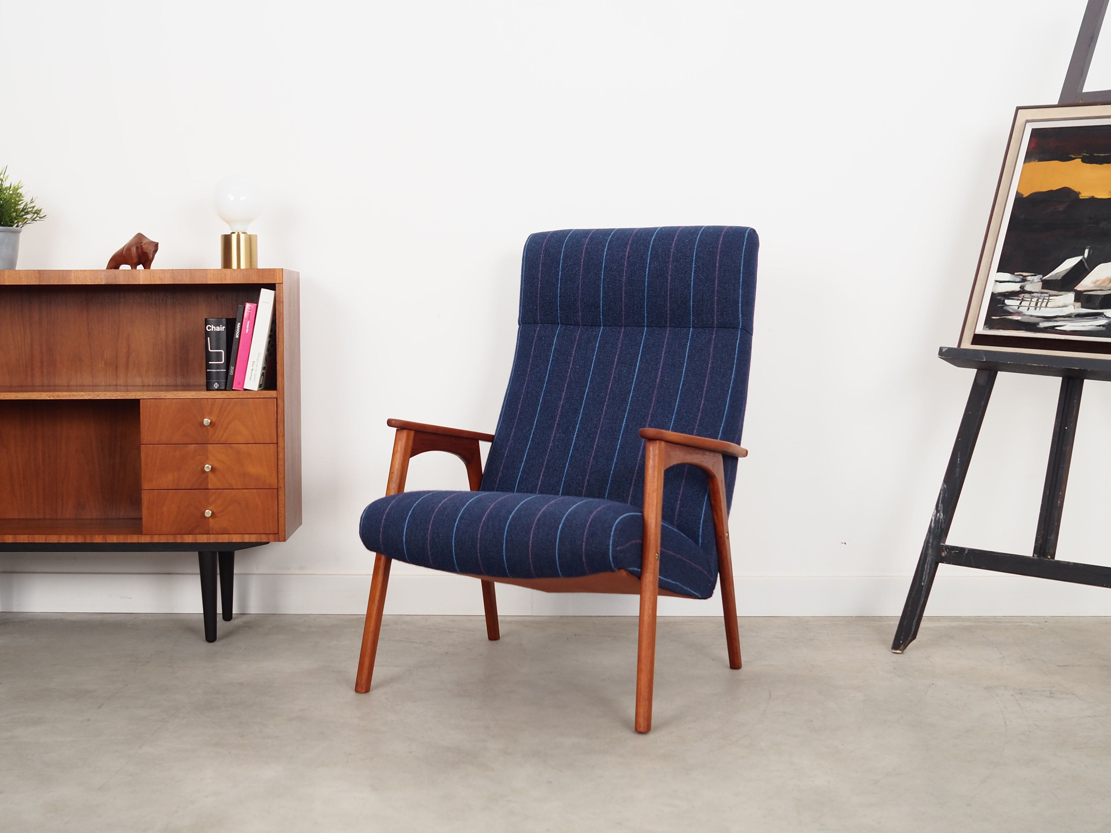 Teak_armchair_Danish_design_from_1970s