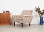 Teak_armchair_Danish_design_from_1970s_production_Denmark