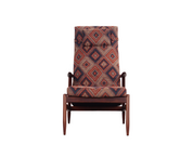 Teak_armchair_in_Danish_design_1970s