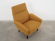Teak_armchair_in_Danish_design_1970s_production_Denmark