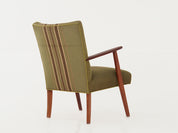 Teak_armchair_in_Danish_design_from_1960s