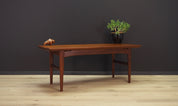 Teak_bench_Danish_design_1970s_production_Denmark