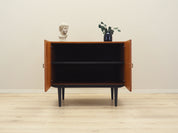 Teak_cabinet_Danish_design_1970s_production_Denmark