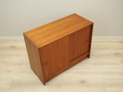 Teak_cabinet_Danish_design_from_1960s_production_Denmark