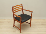 Teak_chair_Danish_design_from_1970s_production_Denmark