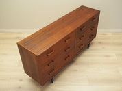 Teak_chest_of_drawers_Danish_design_1970s_production_Denmark