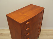 Teak_chest_of_drawers_Danish_design_from_1970s