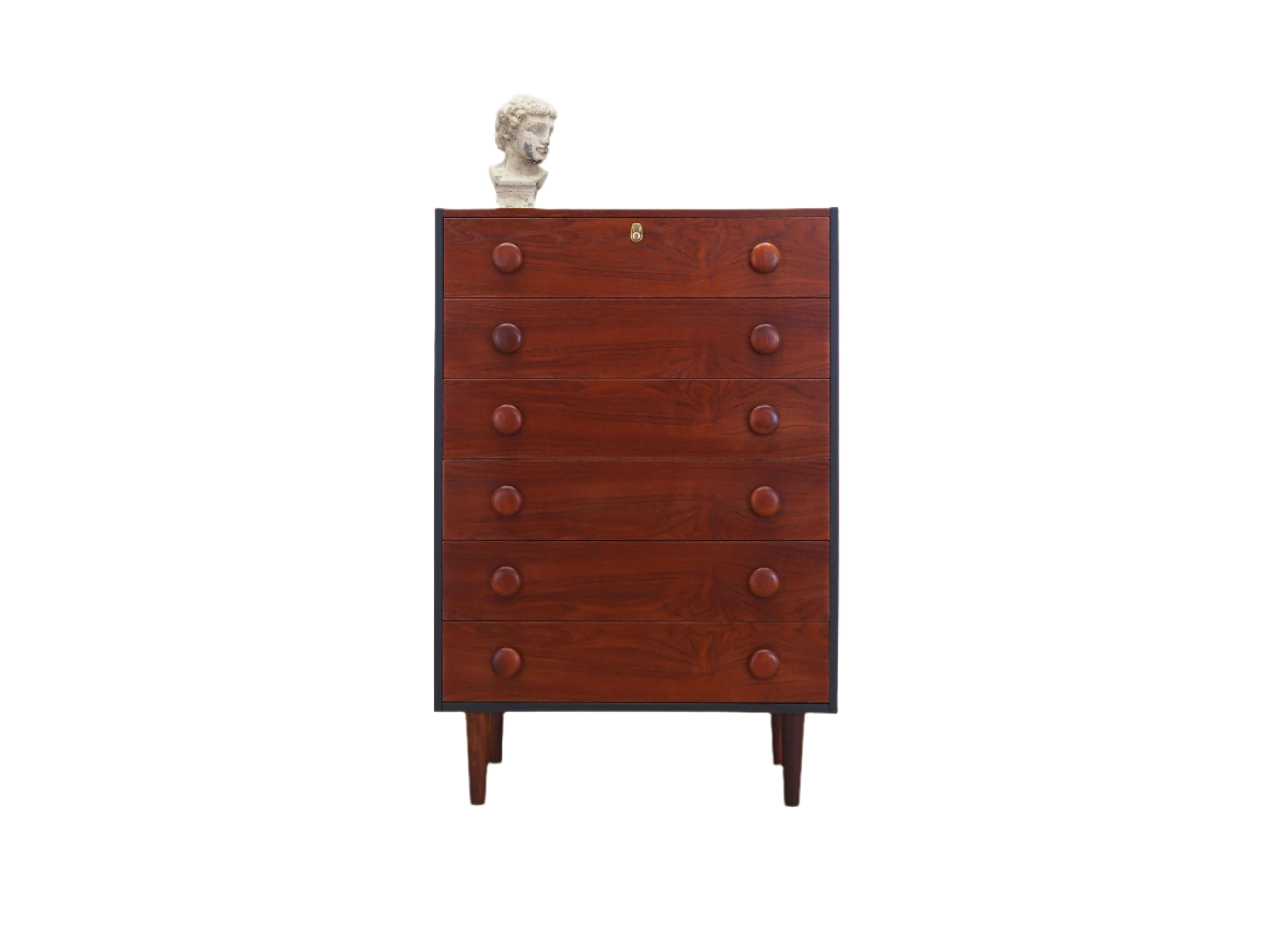 Teak_chest_of_drawers_in_Danish_design_from_1970s_production_Denmark