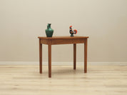 Teak_coffee_table_Danish_design_1970s