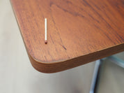 Teak_coffee_table_in_Danish_design_1970s_production_Denmark