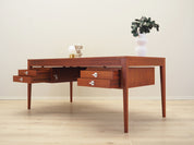 Teak_desk_Danish_design_1970s_designer_Finn_Juhl_manufacturer_France_Son
