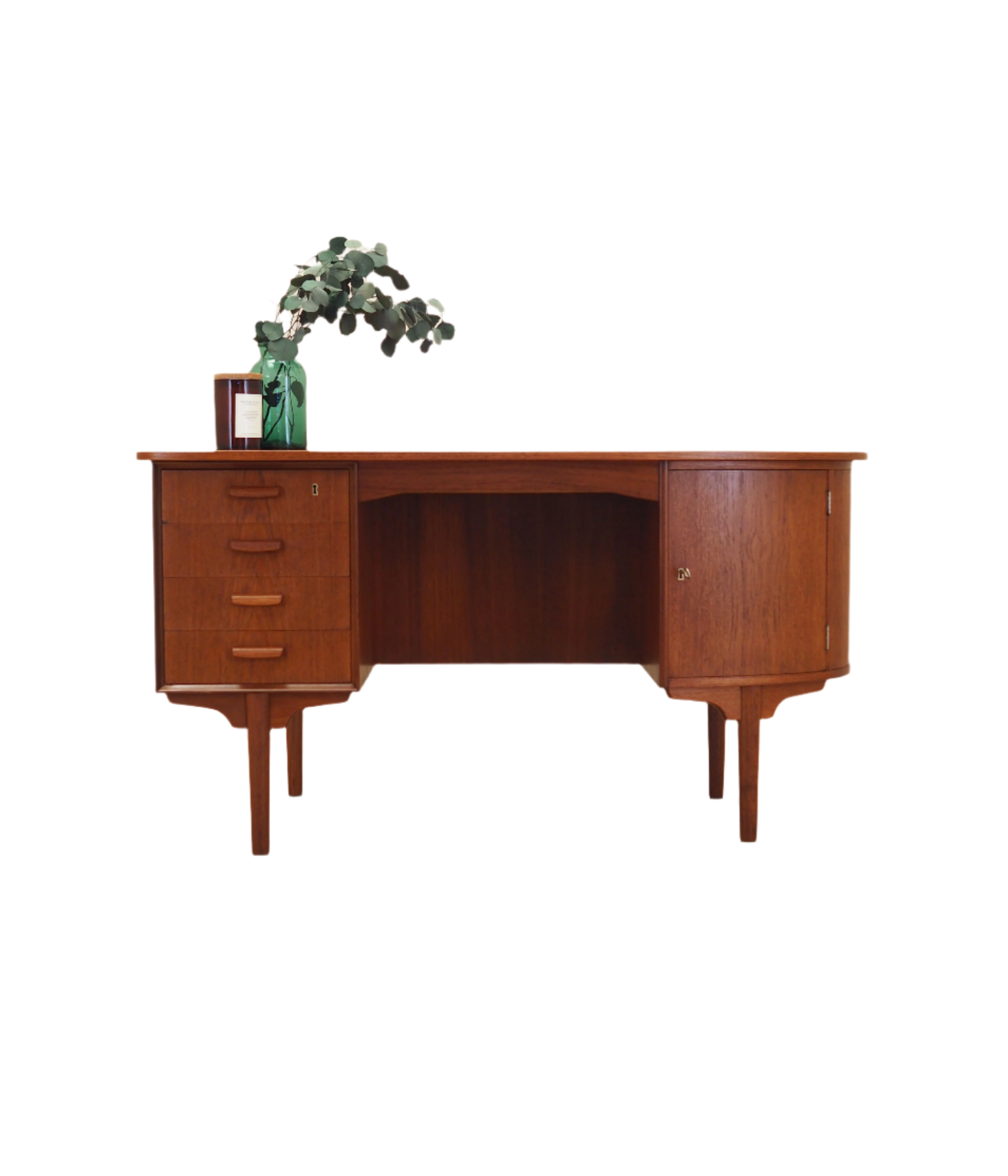 Teak_desk_in_Danish_design_from_1970s_by_H.P._Hansen_crafted_by_Randers_M_belfabrik