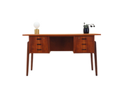 Teak_desk_Danish_design_from_1960s_production_Denmark