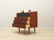 Teak_dressing_table_Danish_design_1970s_production_Denmark