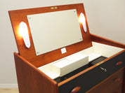 Teak_dressing_table_Danish_design_1970s_production_Denmark