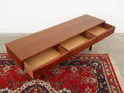 Teak_lowboard_Danish_design_1970s_production_Denmark